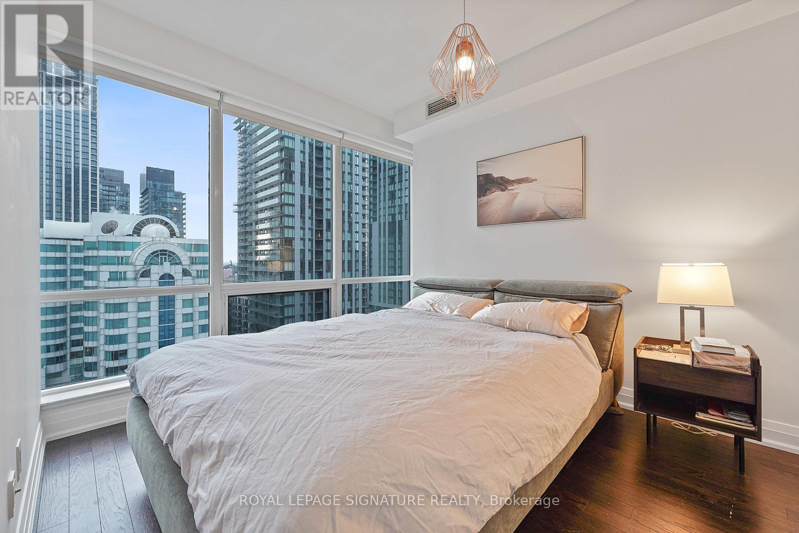 2003 - 80 John Street, Toronto, Ontario  M5V 3X4 - Photo 13 - C12668522