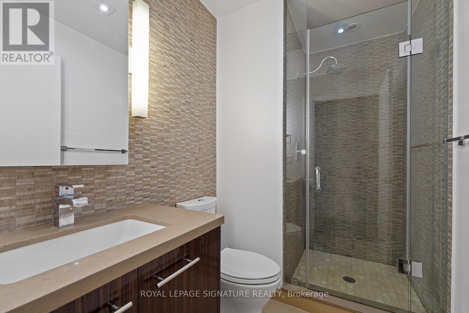 2003 - 80 John Street, Toronto, Ontario  M5V 3X4 - Photo 24 - C12668522