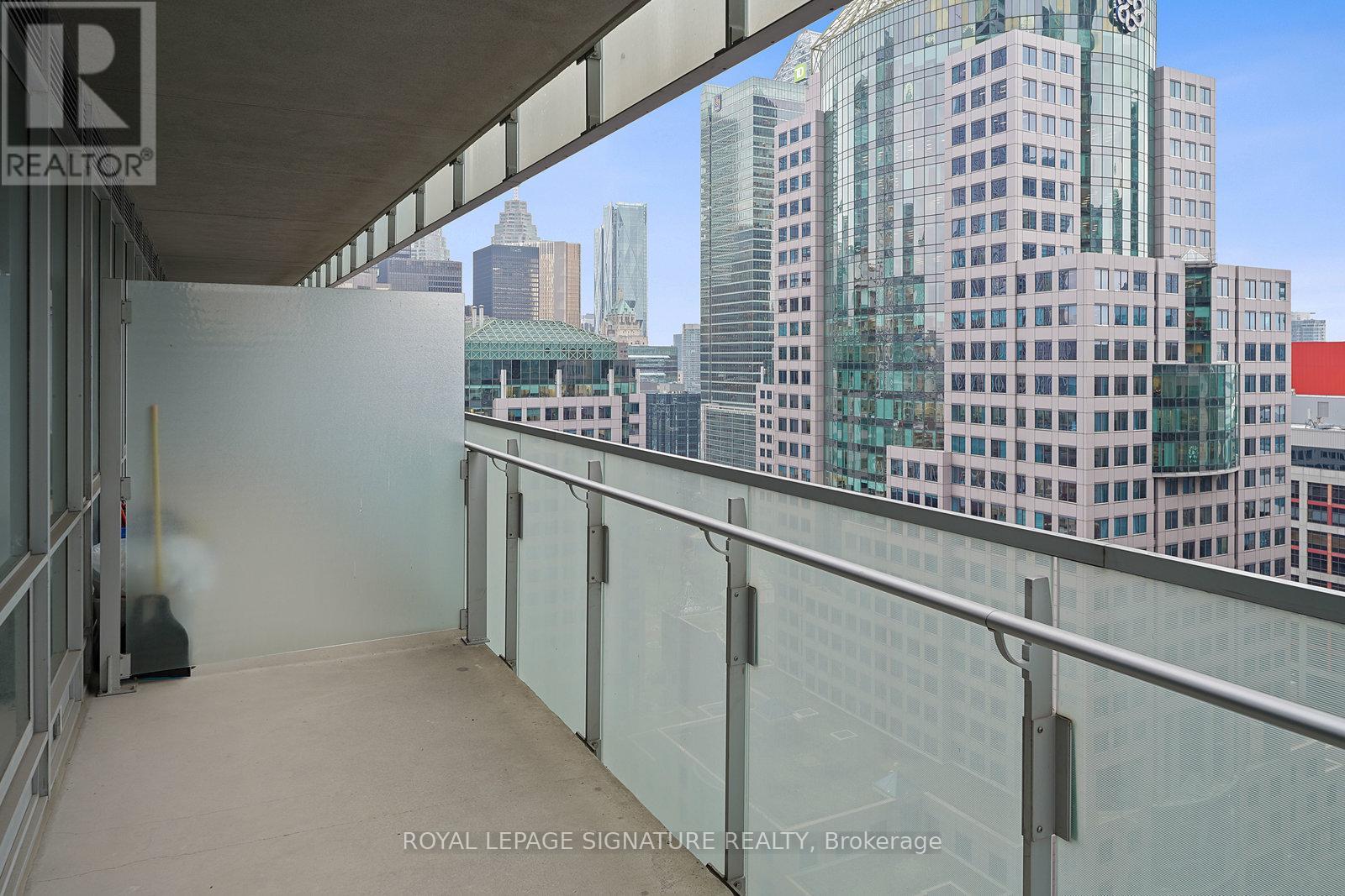 2003 - 80 John Street, Toronto, Ontario  M5V 3X4 - Photo 26 - C12668522