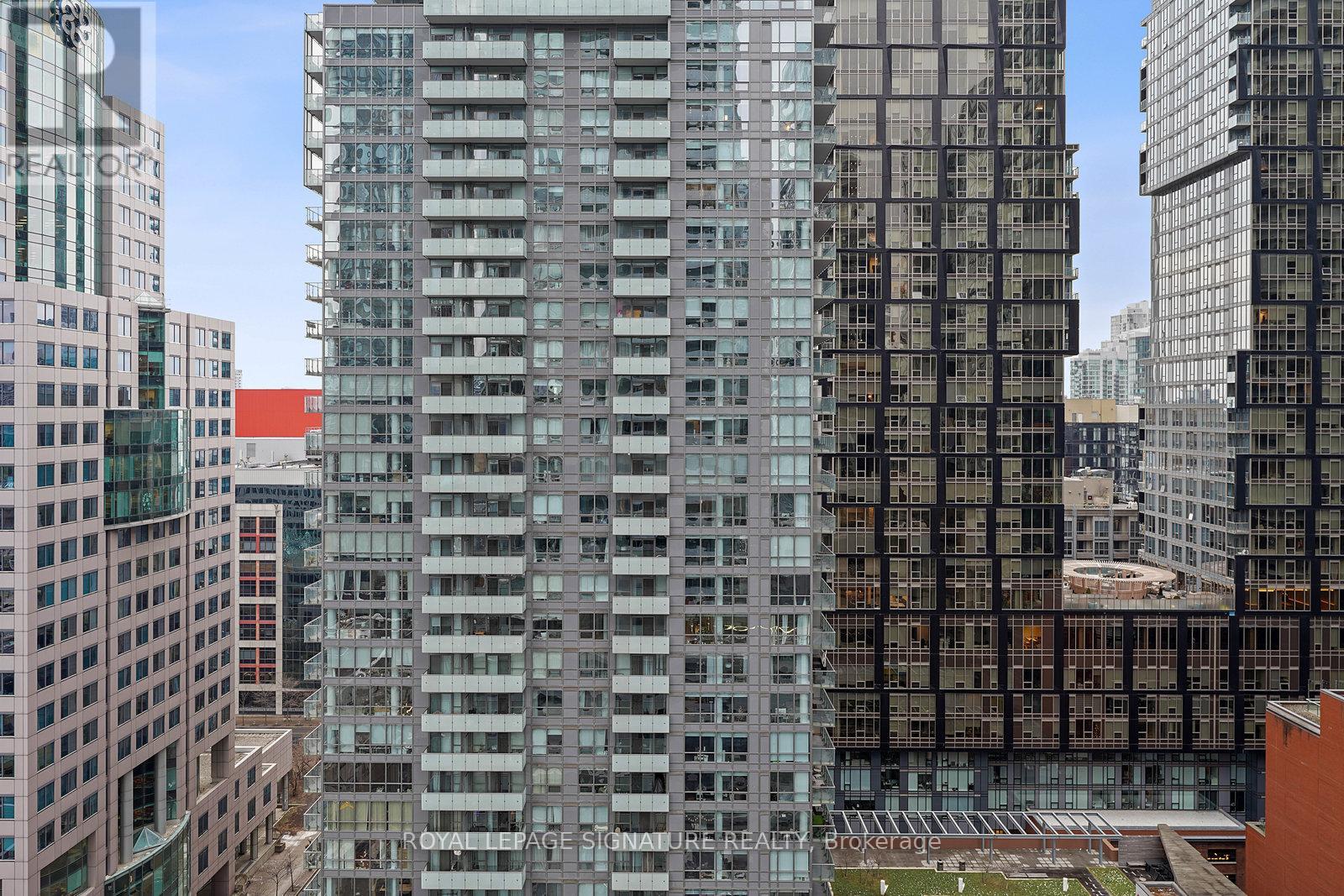 2003 - 80 John Street, Toronto, Ontario  M5V 3X4 - Photo 28 - C12668522