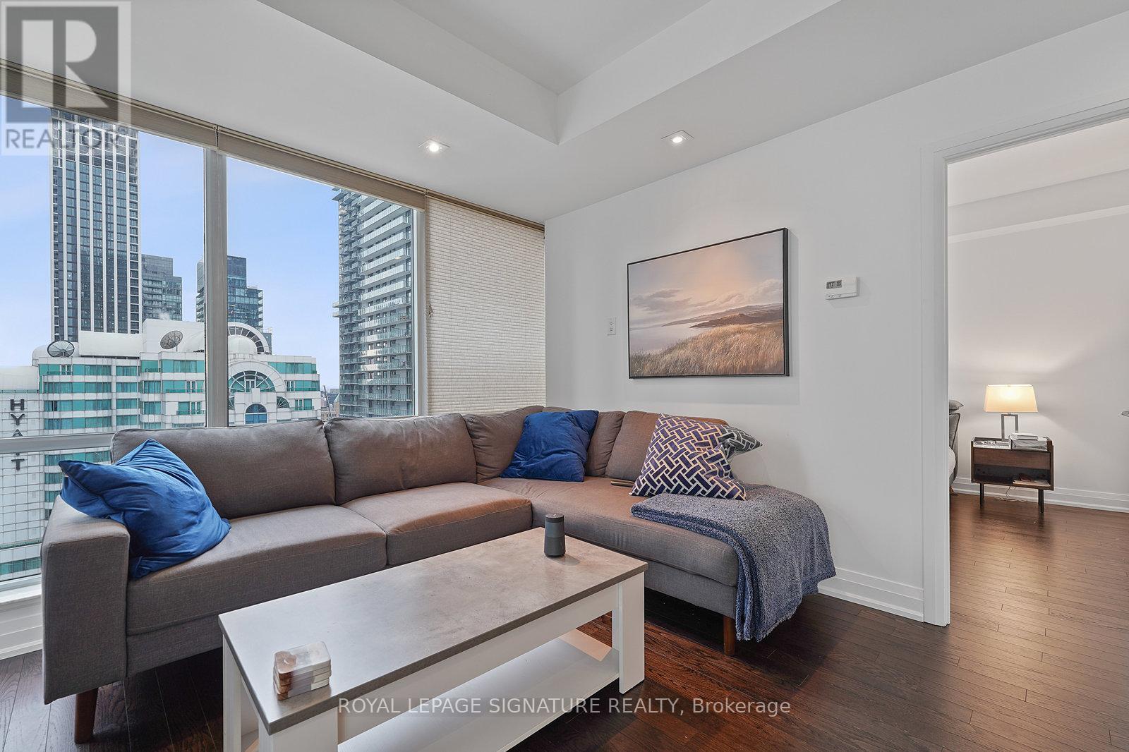 2003 - 80 John Street, Toronto, Ontario  M5V 3X4 - Photo 7 - C12668522