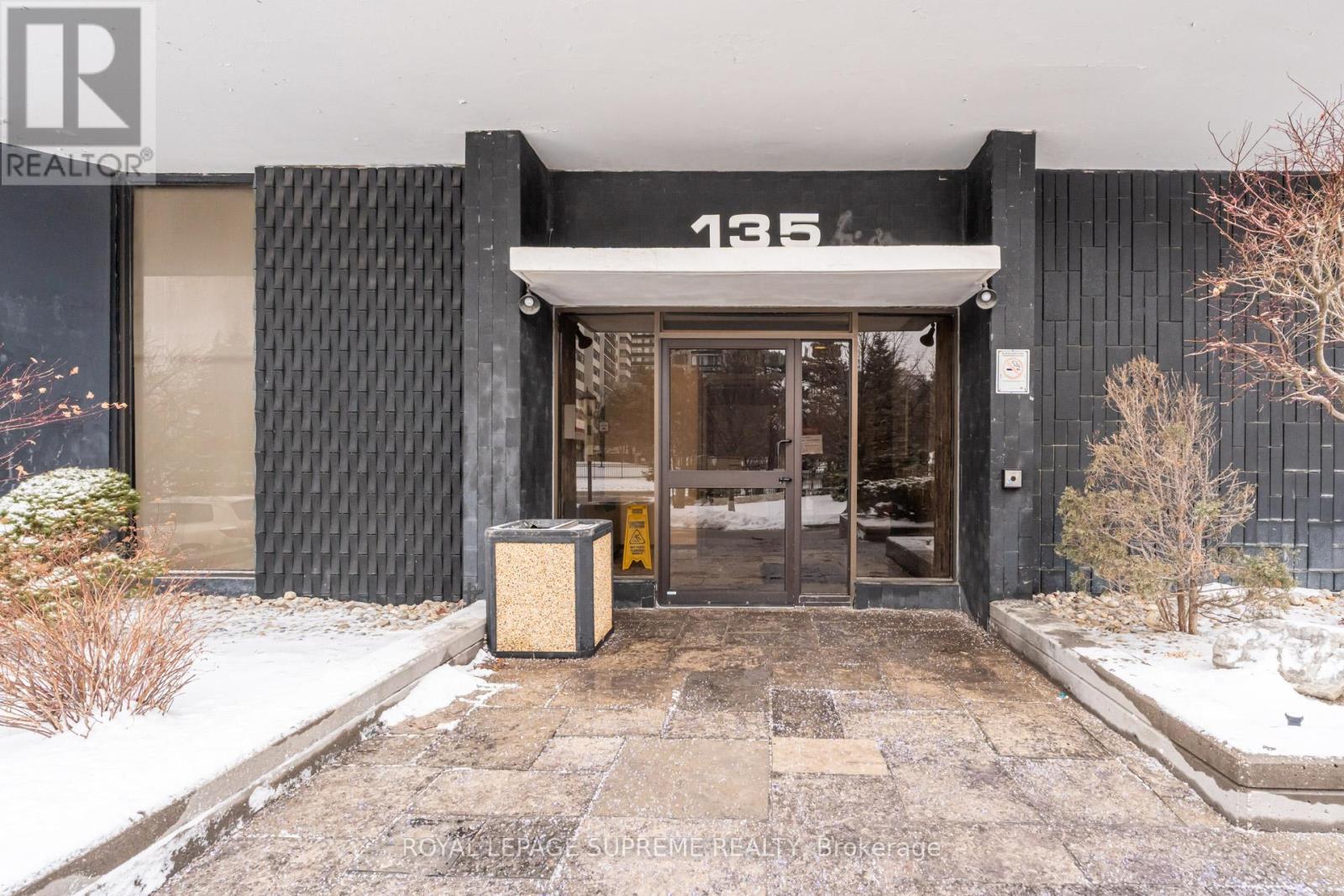 205 - 135 Antibes Drive, Toronto, Ontario  M2R 2Z1 - Photo 2 - C12668576