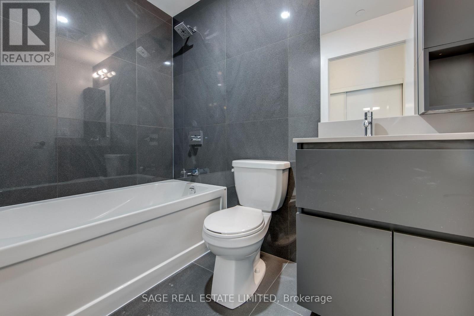 1105 - 45 Baseball Place, Toronto, Ontario  M4M 0H1 - Photo 17 - E12668466