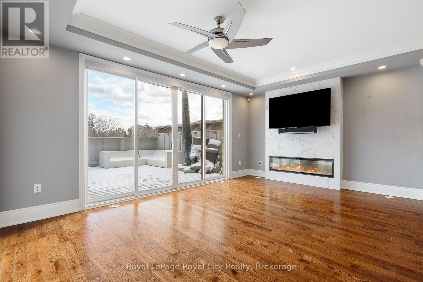 216 Rebecca Street, Oakville, Ontario  L6K 1J9 - Photo 17 - W12668404