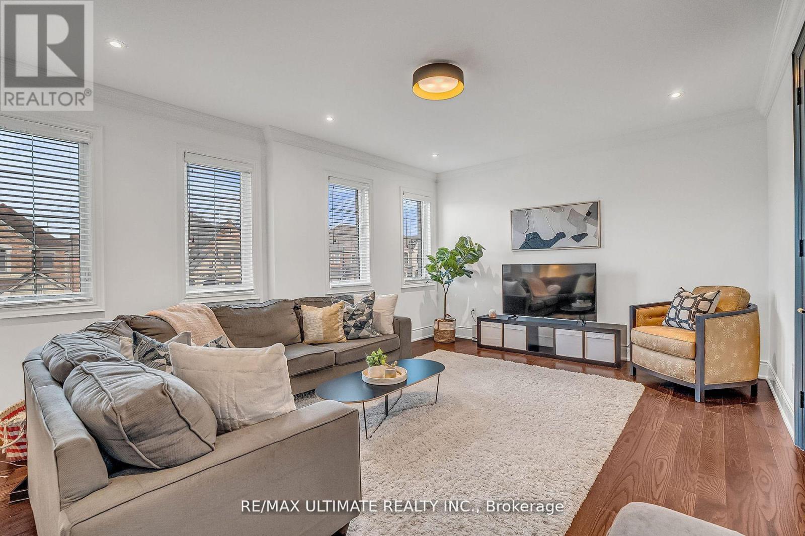 60 Cairns Gate, King, Ontario  L7B 0P5 - Photo 44 - N12668548