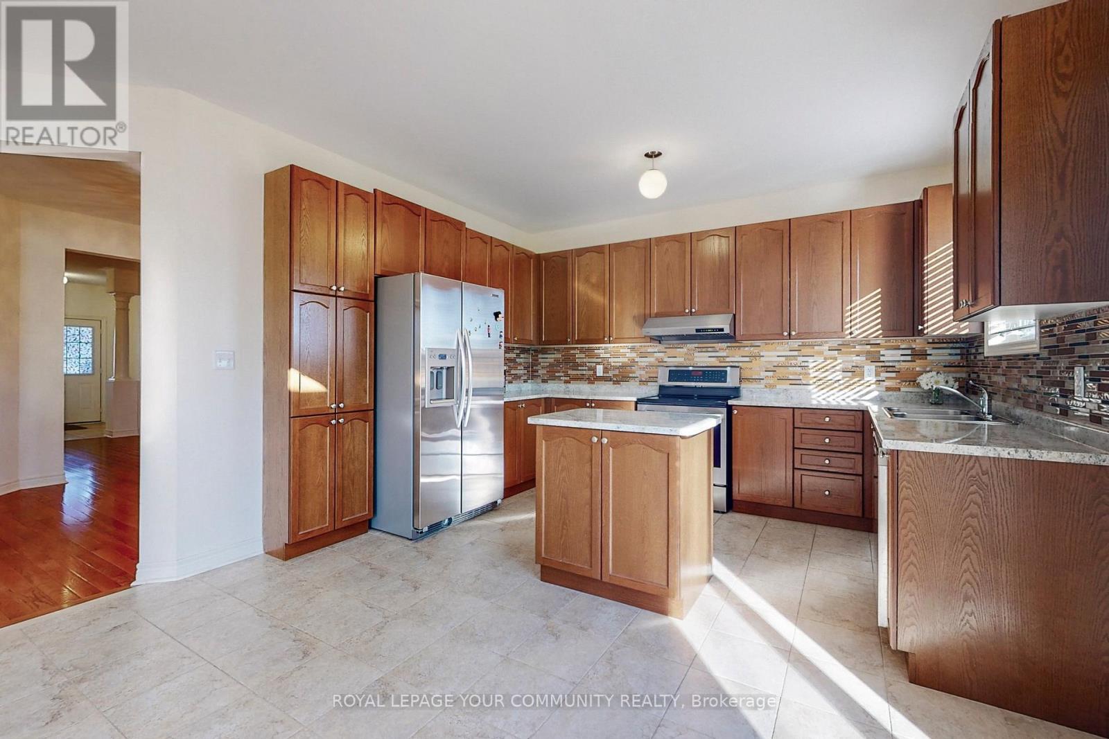 131 Aikenhead Avenue, Richmond Hill, Ontario  L4S 0C6 - Photo 12 - N12668558