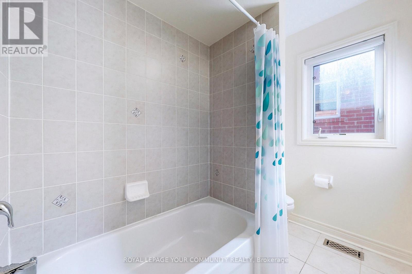 131 Aikenhead Avenue, Richmond Hill, Ontario  L4S 0C6 - Photo 29 - N12668558