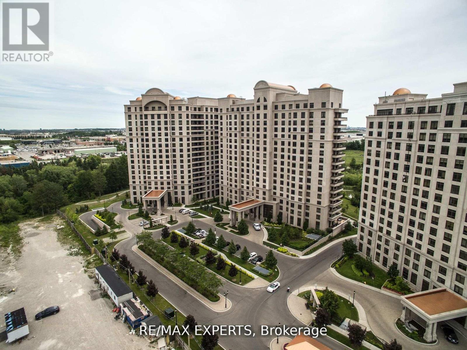 715 - 9255 JANE STREET, Vaughan, Ontario