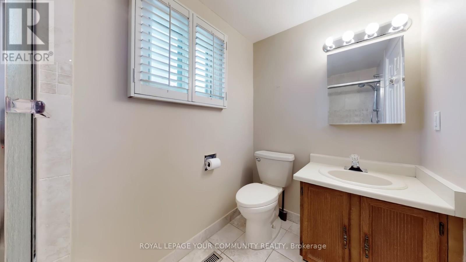 125 North Meadow Crescent, Vaughan, Ontario  L4J 3C4 - Photo 16 - N12668600