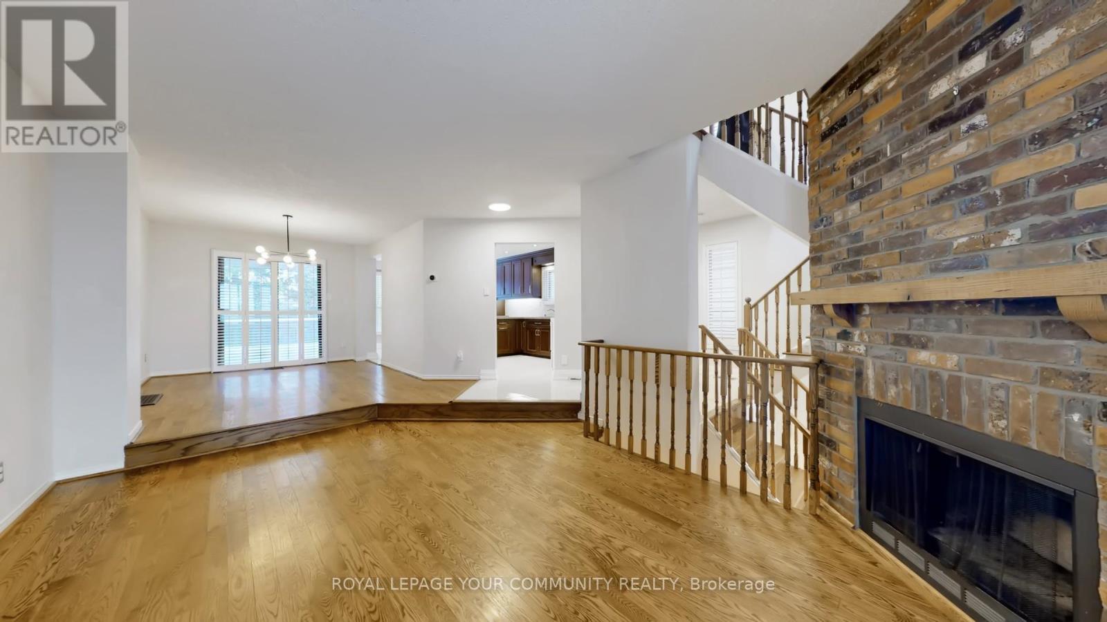 125 North Meadow Crescent, Vaughan, Ontario  L4J 3C4 - Photo 3 - N12668600