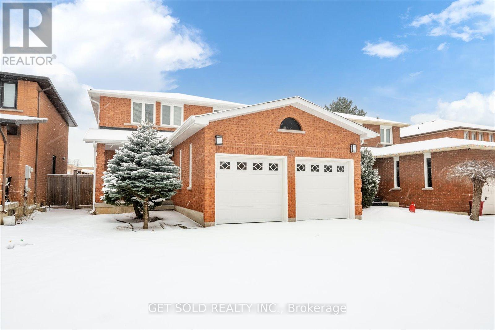 99 Carmen Crescent, Vaughan, Ontario  L4L 5P6 - Photo 1 - N12668622