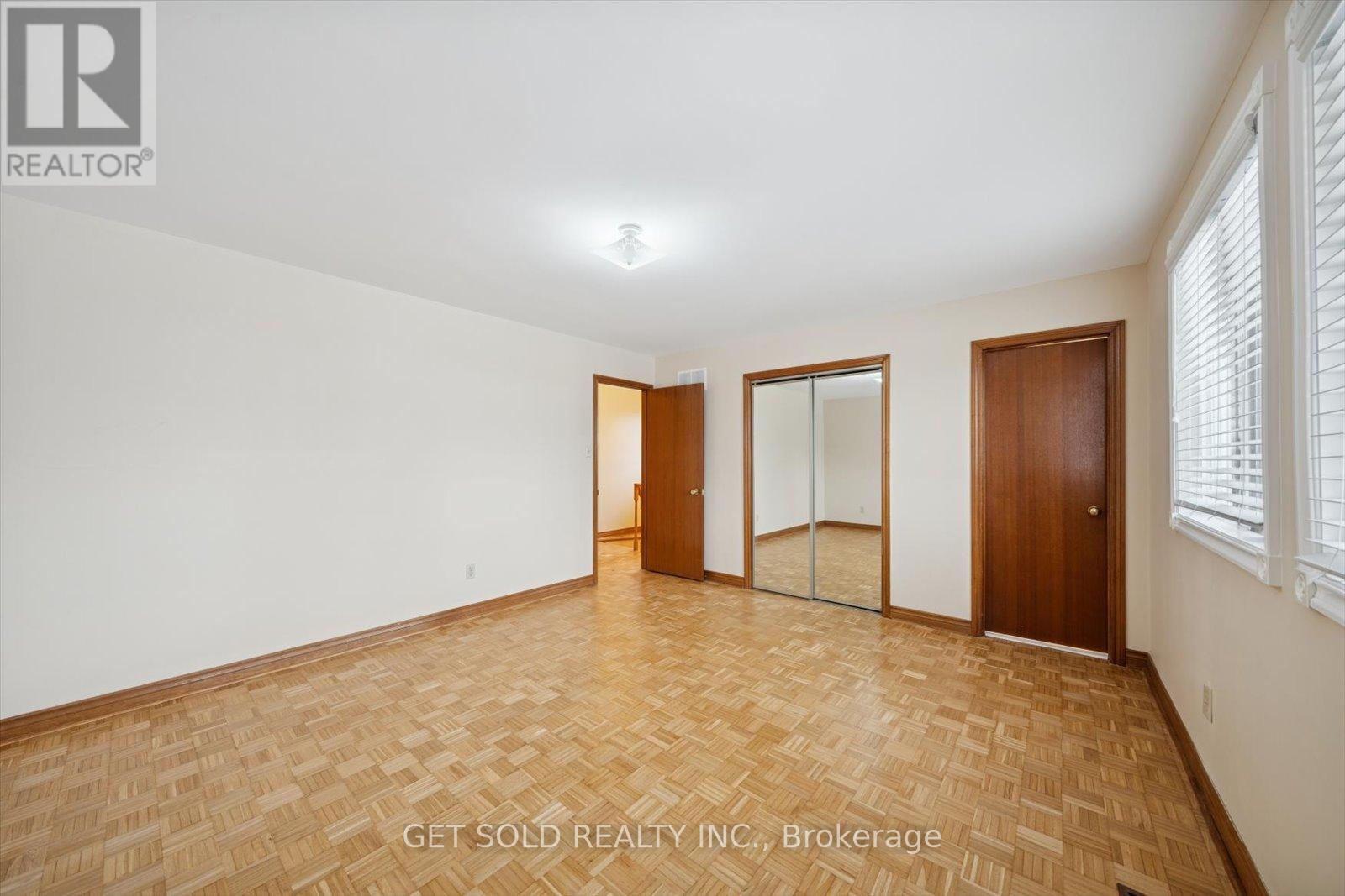 99 Carmen Crescent, Vaughan, Ontario  L4L 5P6 - Photo 14 - N12668622