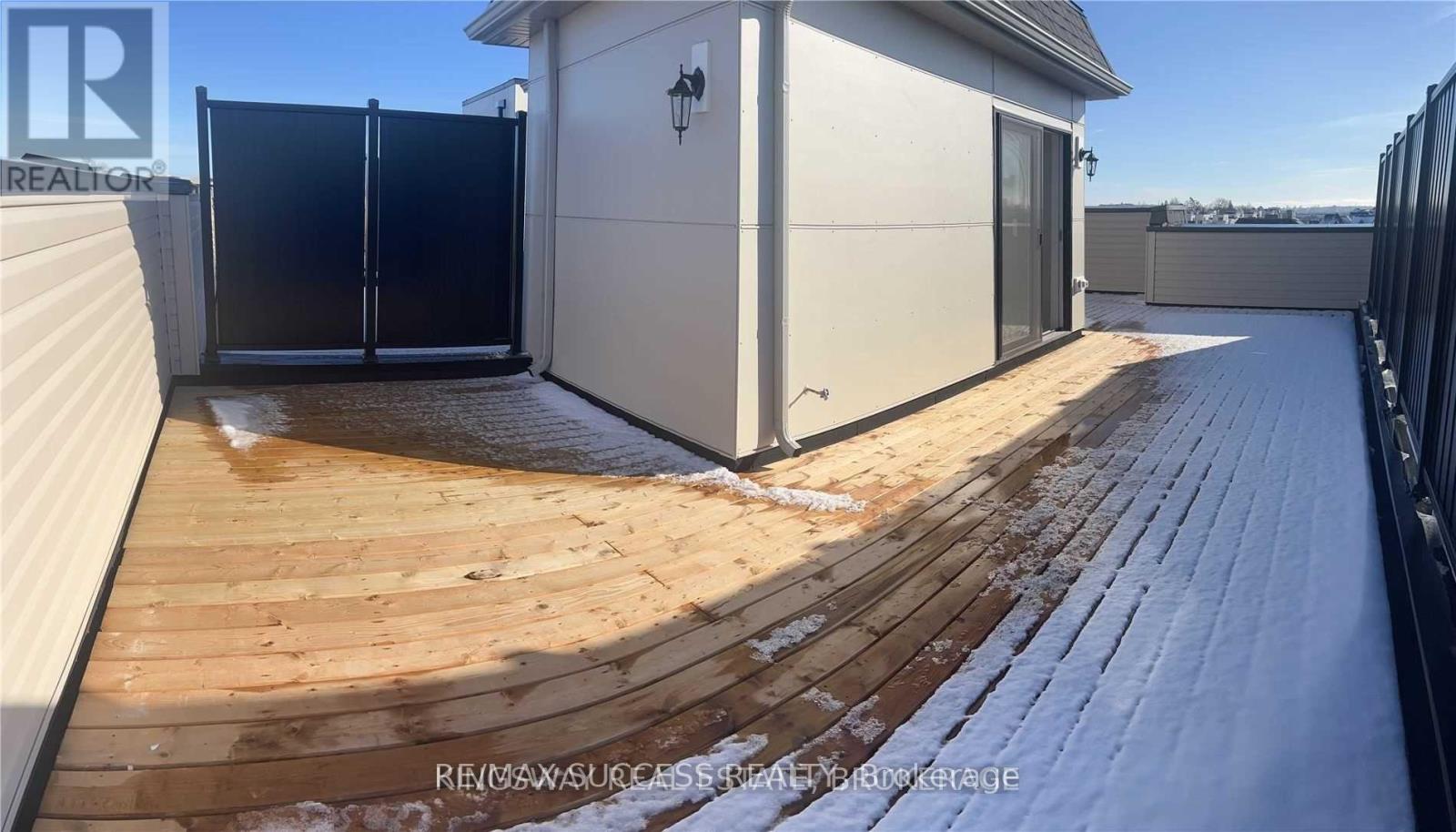 6 Percy Rye Avenue, Markham, Ontario  L6C 3K1 - Photo 34 - N12668658