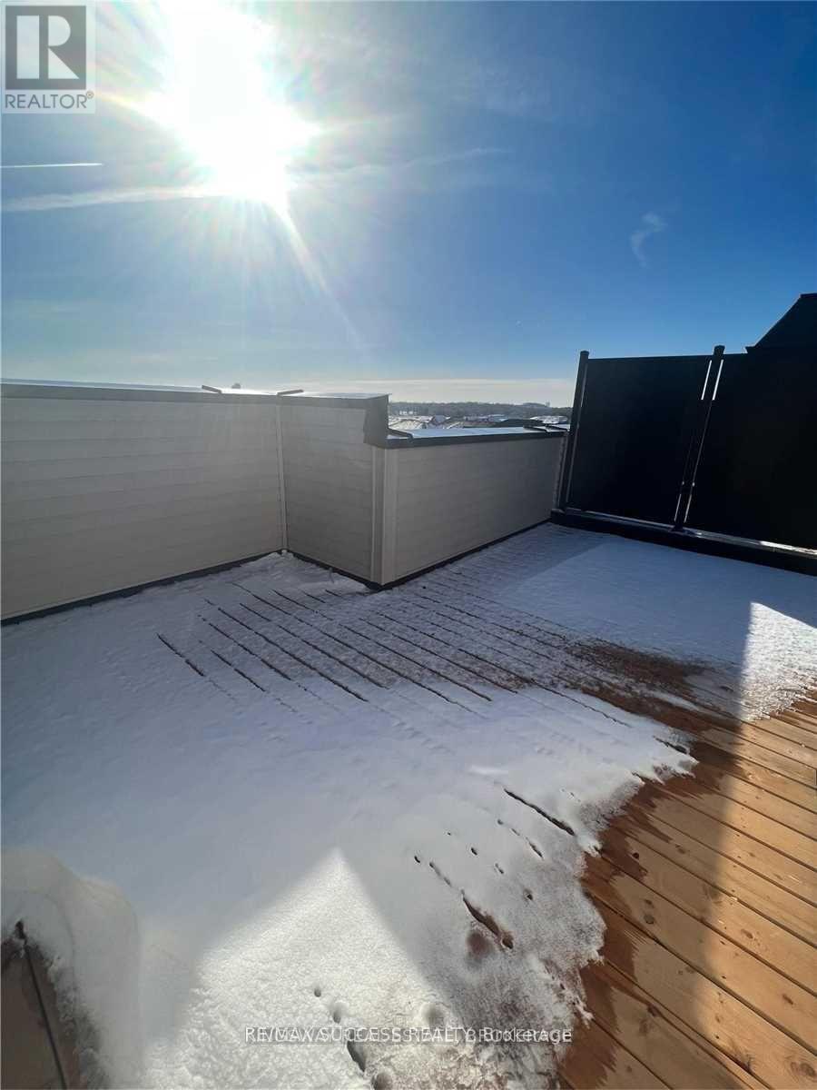 6 Percy Rye Avenue, Markham, Ontario  L6C 3K1 - Photo 37 - N12668658