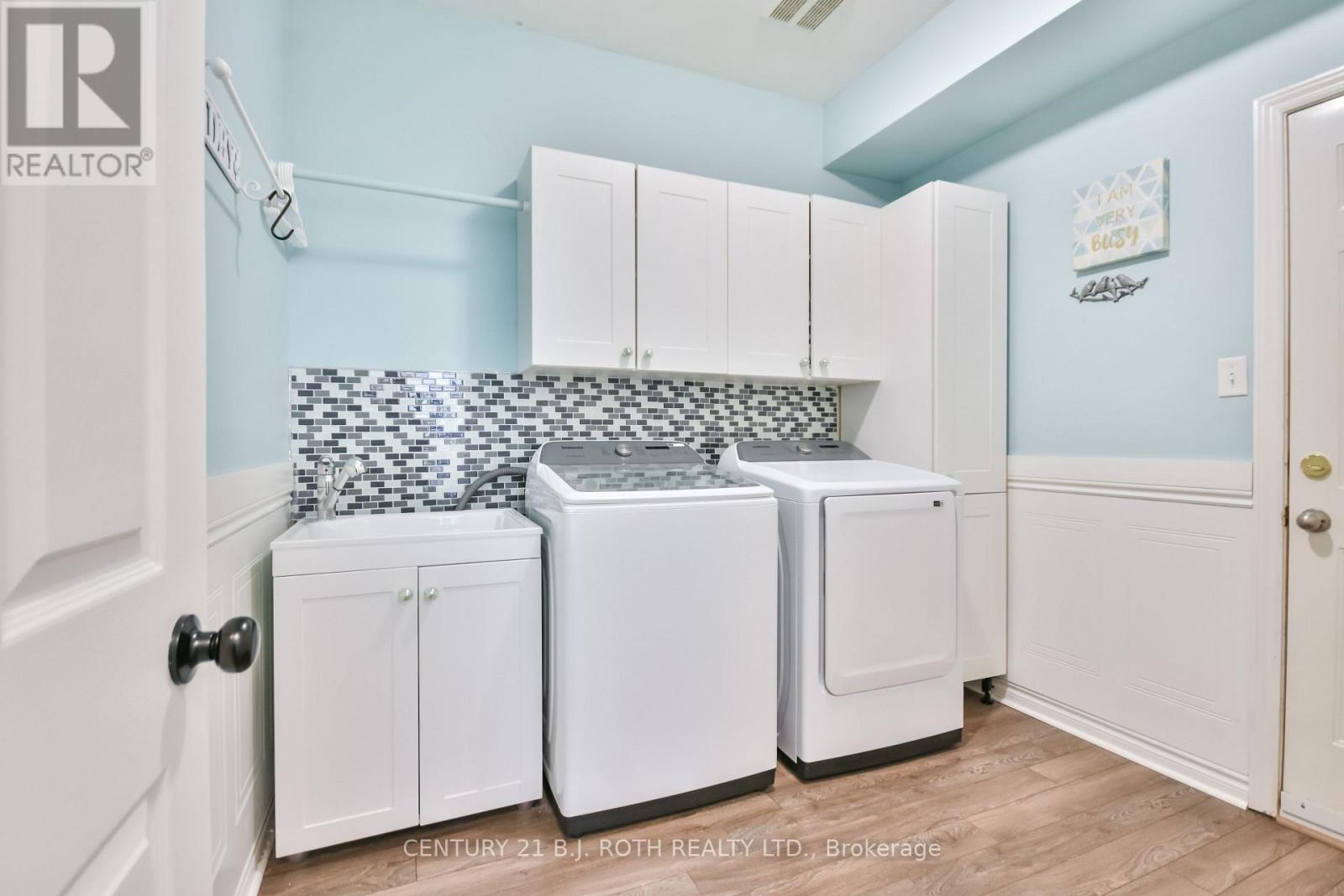 60 Carley Crescent, Barrie, Ontario  L4N 0M8 - Photo 10 - S12668560