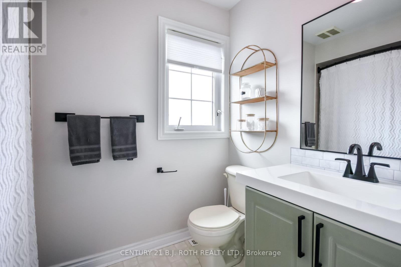 60 Carley Crescent, Barrie, Ontario  L4N 0M8 - Photo 17 - S12668560