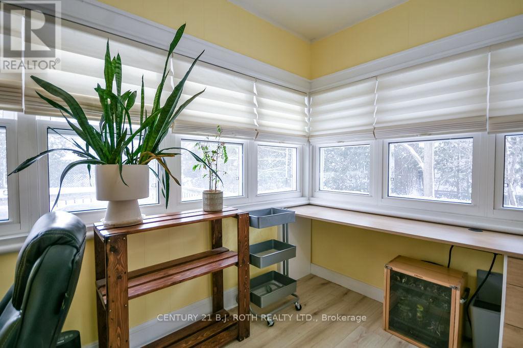 15 Stone Street, Springwater (Elmvale), Ontario  L0L 1P0 - Photo 18 - S12668696