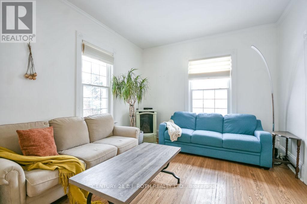 15 Stone Street, Springwater (Elmvale), Ontario  L0L 1P0 - Photo 8 - S12668696