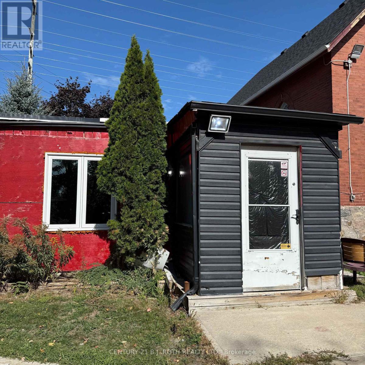 Back Unit - 371 Mapleview Drive W, Barrie, Ontario  L4N 9E8 - Photo 3 - S12668716