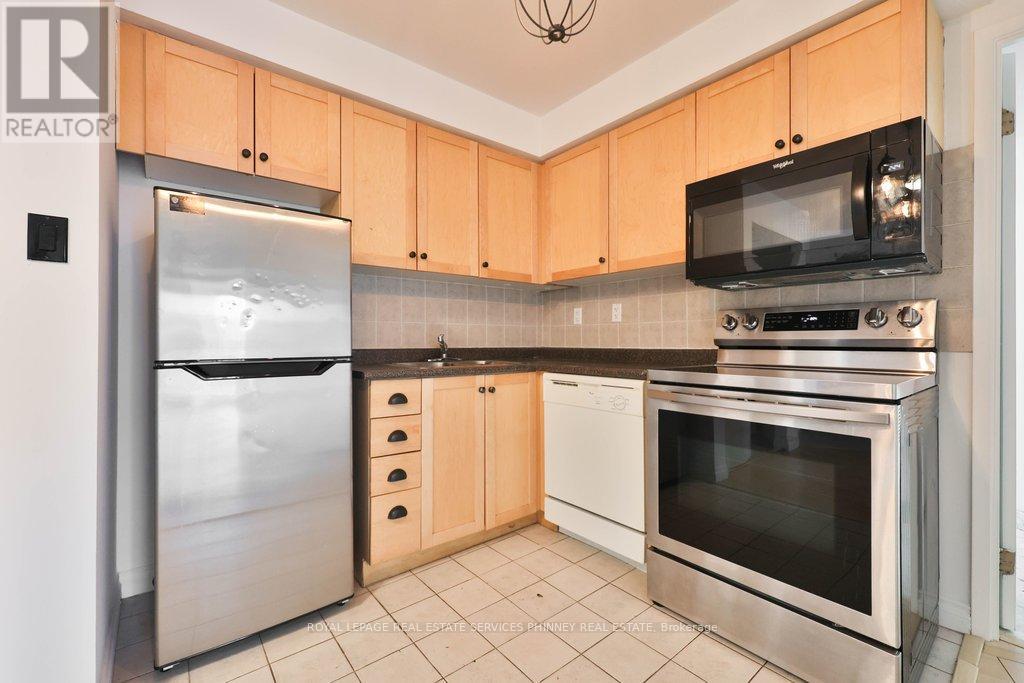 302 - 650 Queens Quay W, Toronto, Ontario  M5V 3N2 - Photo 3 - C12653250