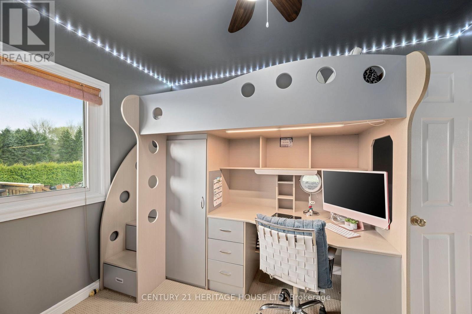 Photo 11 of 46 for 2720 Catherine Street