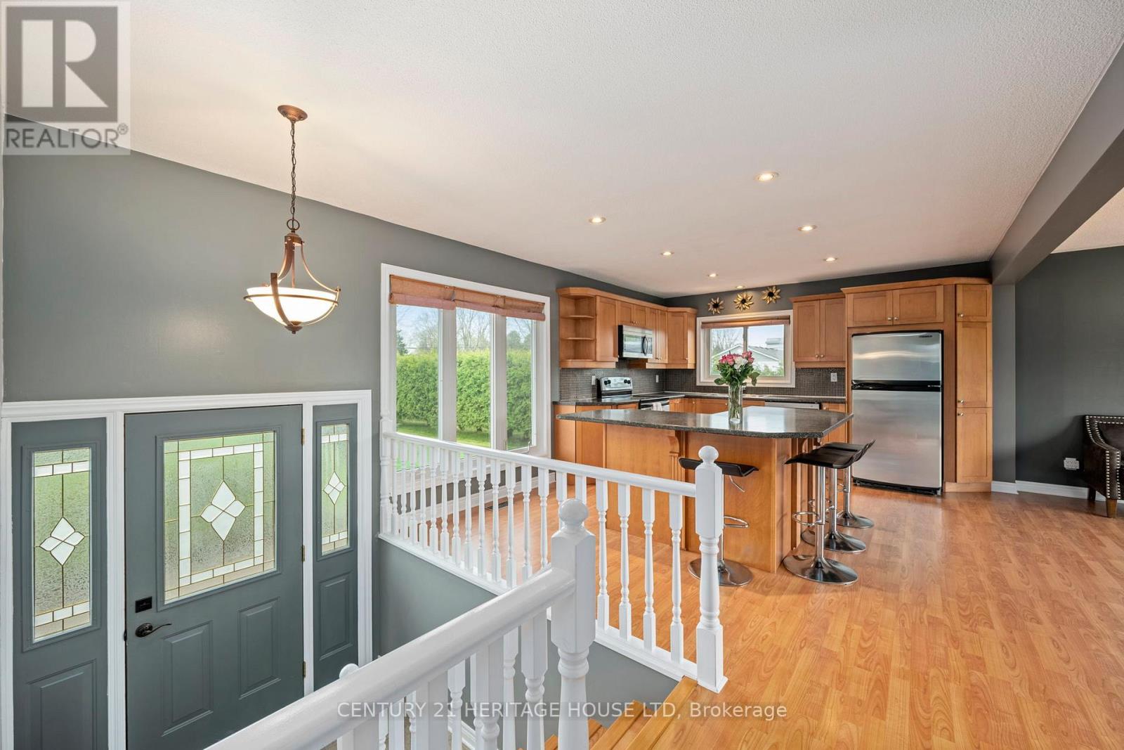 2720 Catherine Street, Thames Centre, Ontario  N0L 1G4 - Photo 14 - X12381177