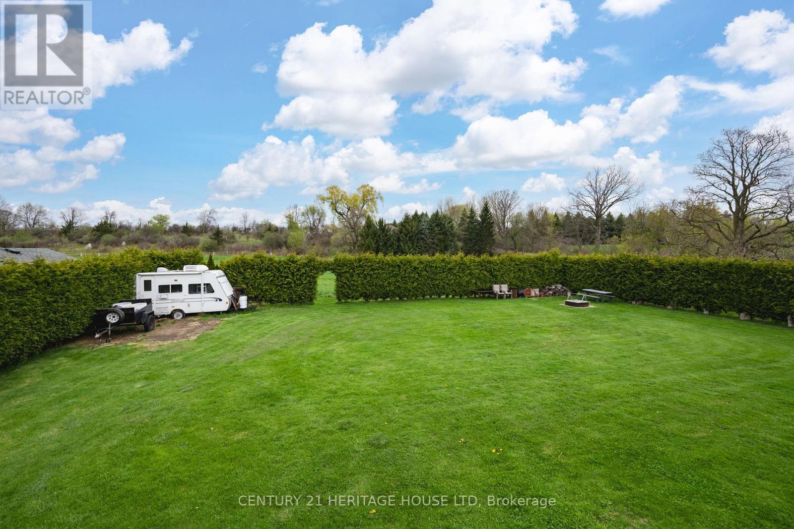 2720 Catherine Street, Thames Centre, Ontario  N0L 1G4 - Photo 32 - X12381177