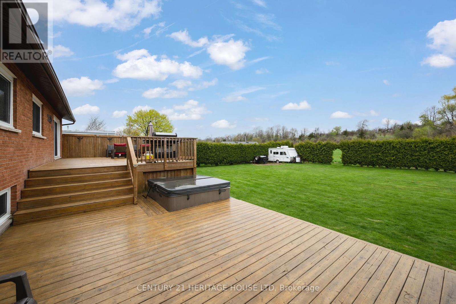 2720 Catherine Street, Thames Centre, Ontario  N0L 1G4 - Photo 30 - X12381177