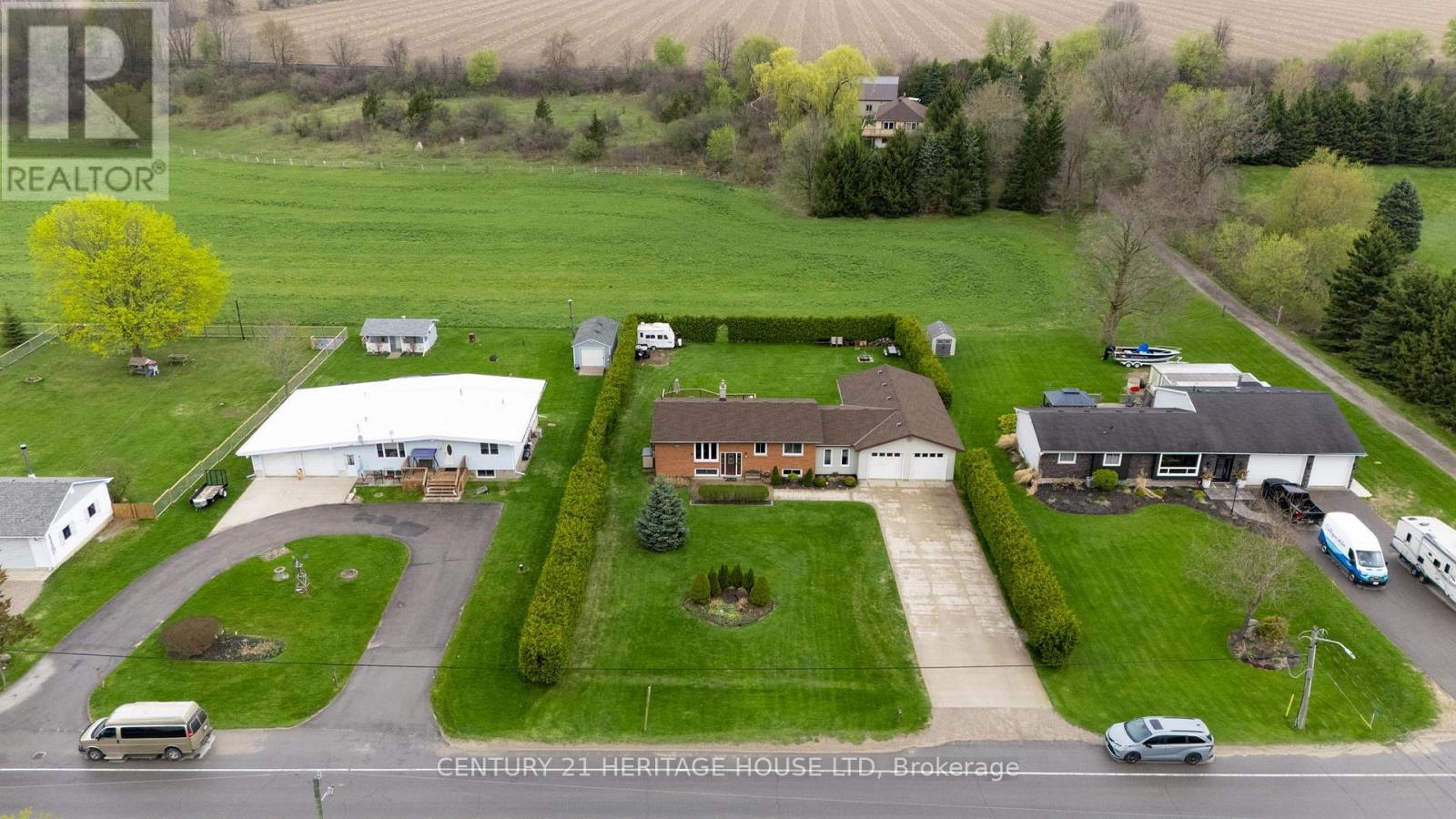 2720 Catherine Street, Thames Centre, Ontario  N0L 1G4 - Photo 38 - X12381177