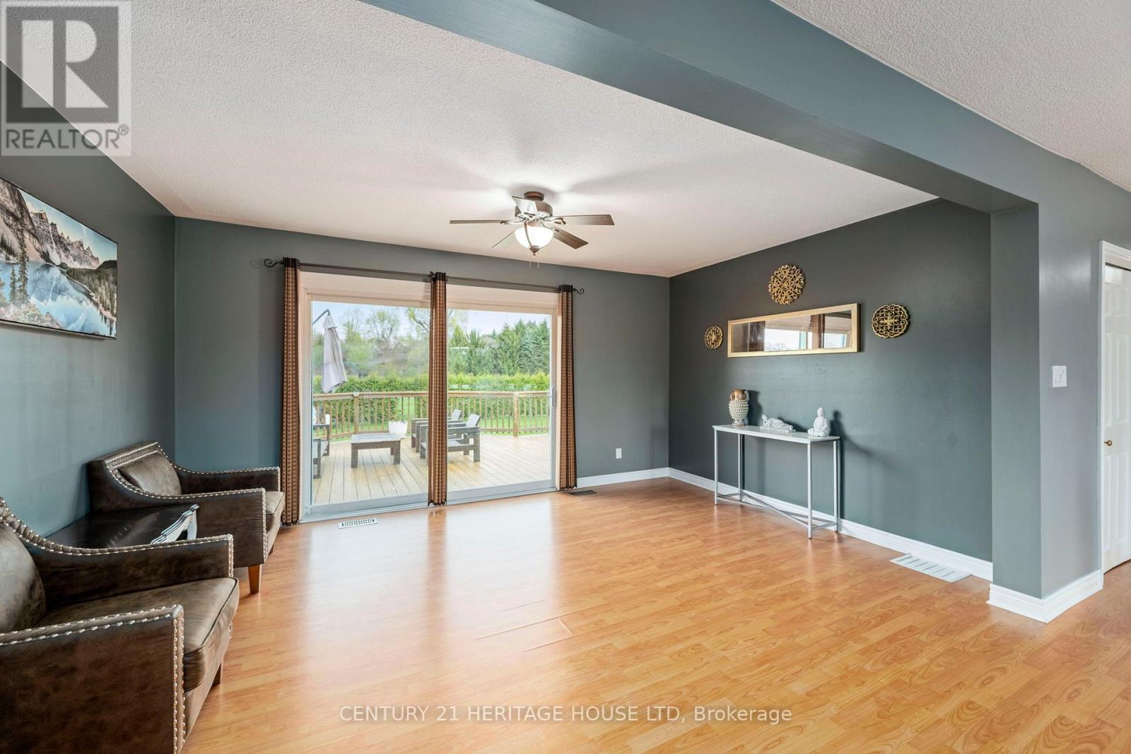 2720 Catherine Street, Thames Centre, Ontario  N0L 1G4 - Photo 9 - X12381177