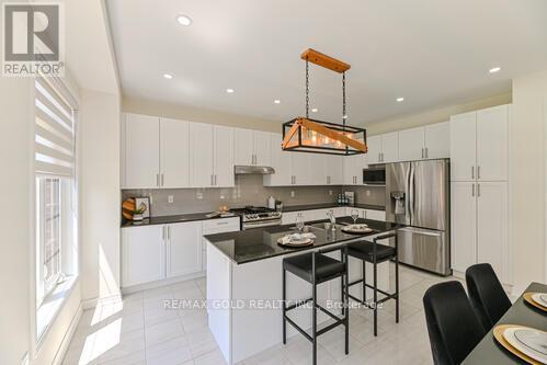 59 Cobriza Crescent, Brampton, Ontario  L7A 5A6 - Photo 17 - W12666300