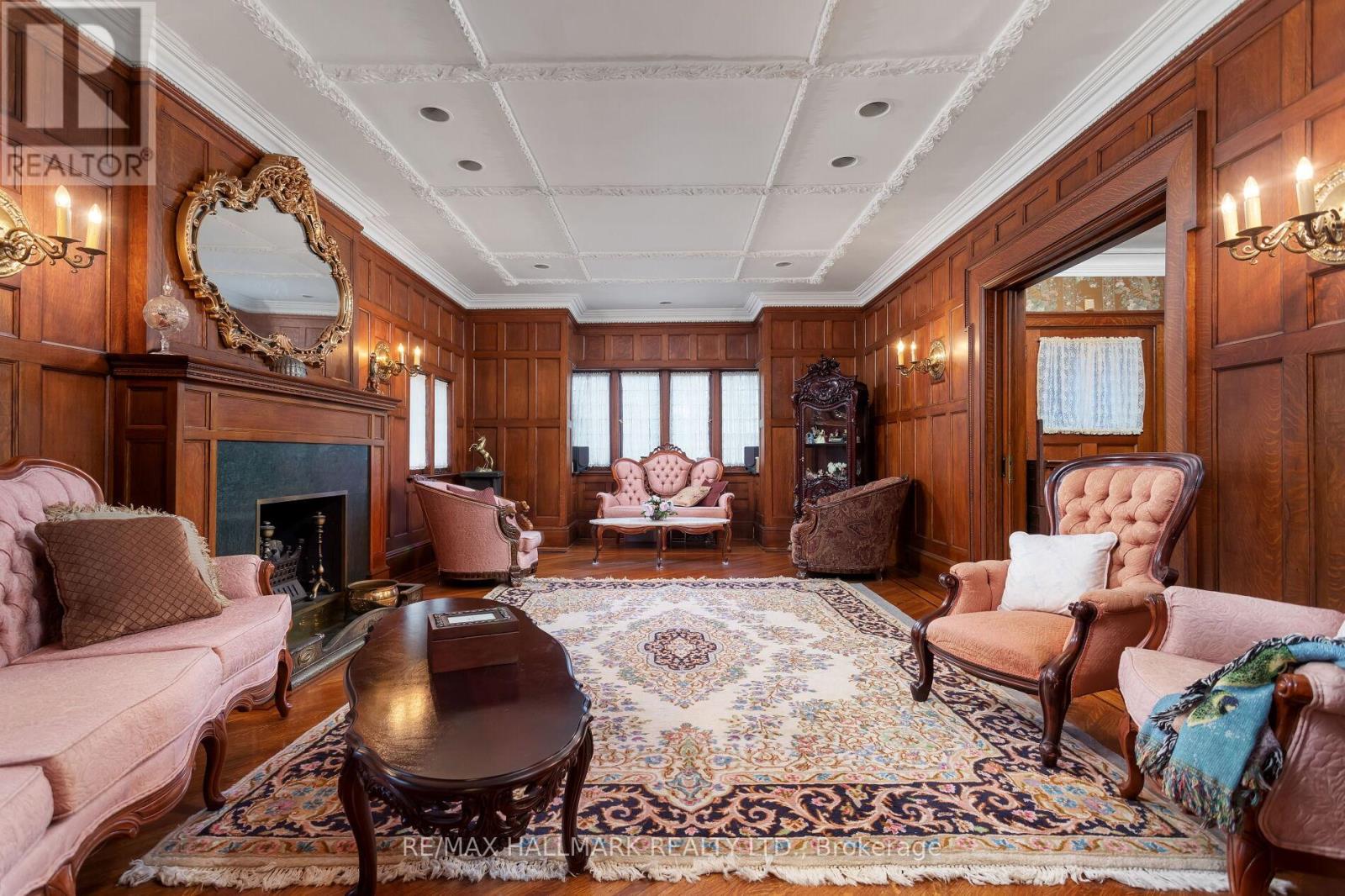 60 Indian Grove, Toronto, Ontario  M6R 2Y3 - Photo 27 - W12668526