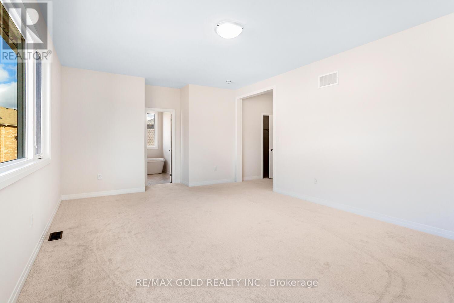 8 Boswell Drive, Brampton, Ontario  L6P 4R7 - Photo 23 - W12668534