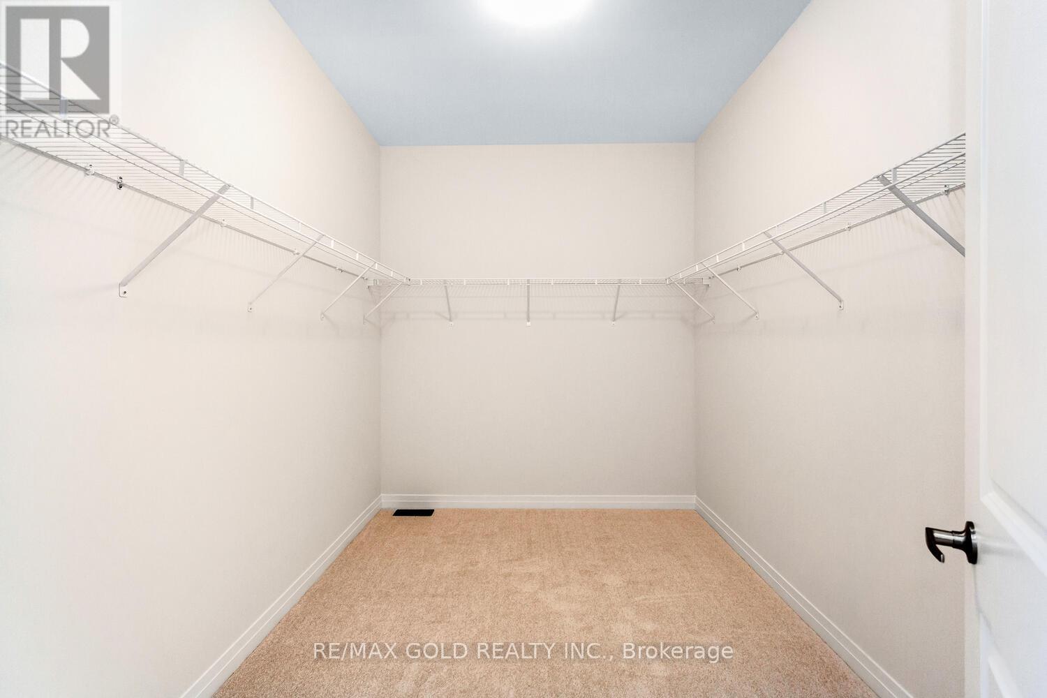 8 Boswell Drive, Brampton, Ontario  L6P 4R7 - Photo 24 - W12668534