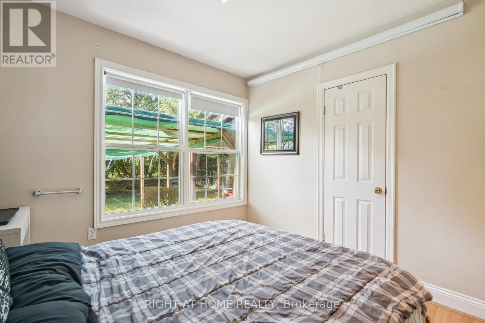 2343 Mountainside Drive, Burlington, Ontario  L7P 1C1 - Photo 20 - W12668544