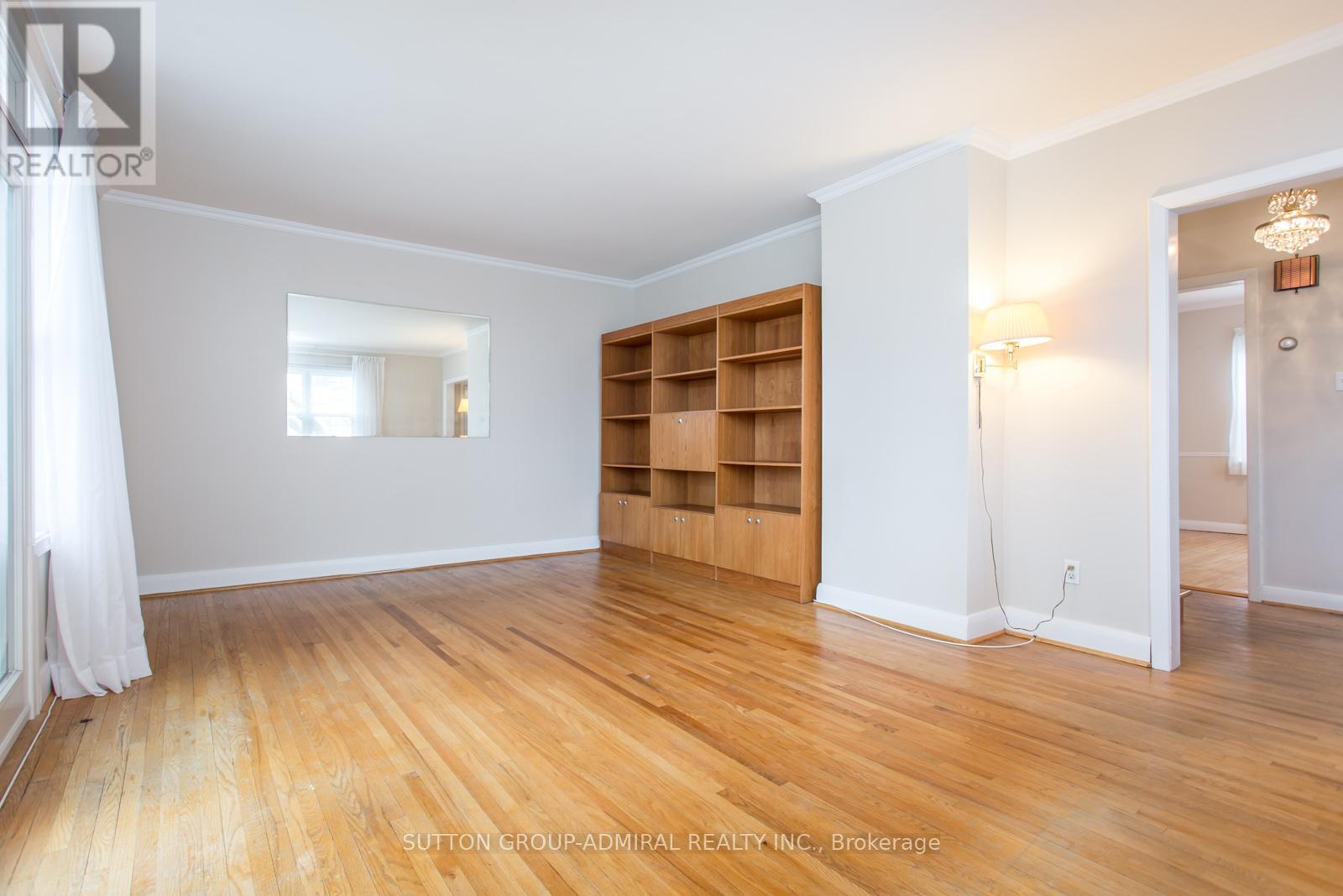 26 Forty First Street, Toronto, Ontario  M8W 3N6 - Photo 4 - W12668562