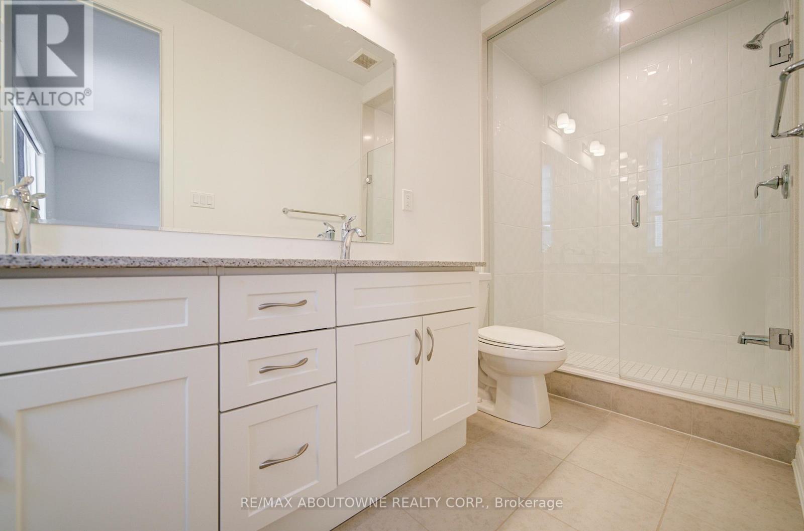 3028 Langdon Road, Oakville, Ontario  L6H 7Y5 - Photo 15 - W12665936