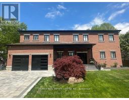 1 HAWTHORN CRESCENT, Brampton, Ontario