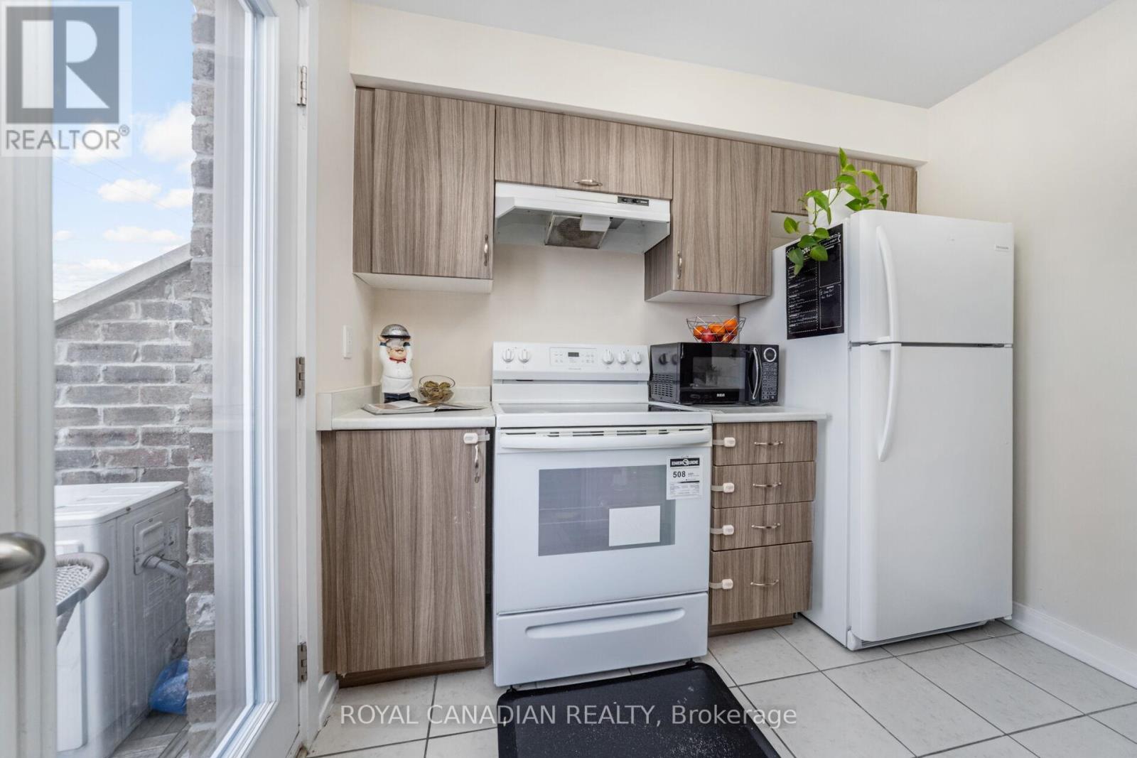 228 - 2355 Sheppard Avenue W, Toronto, Ontario  M9M 0E7 - Photo 14 - W12668598
