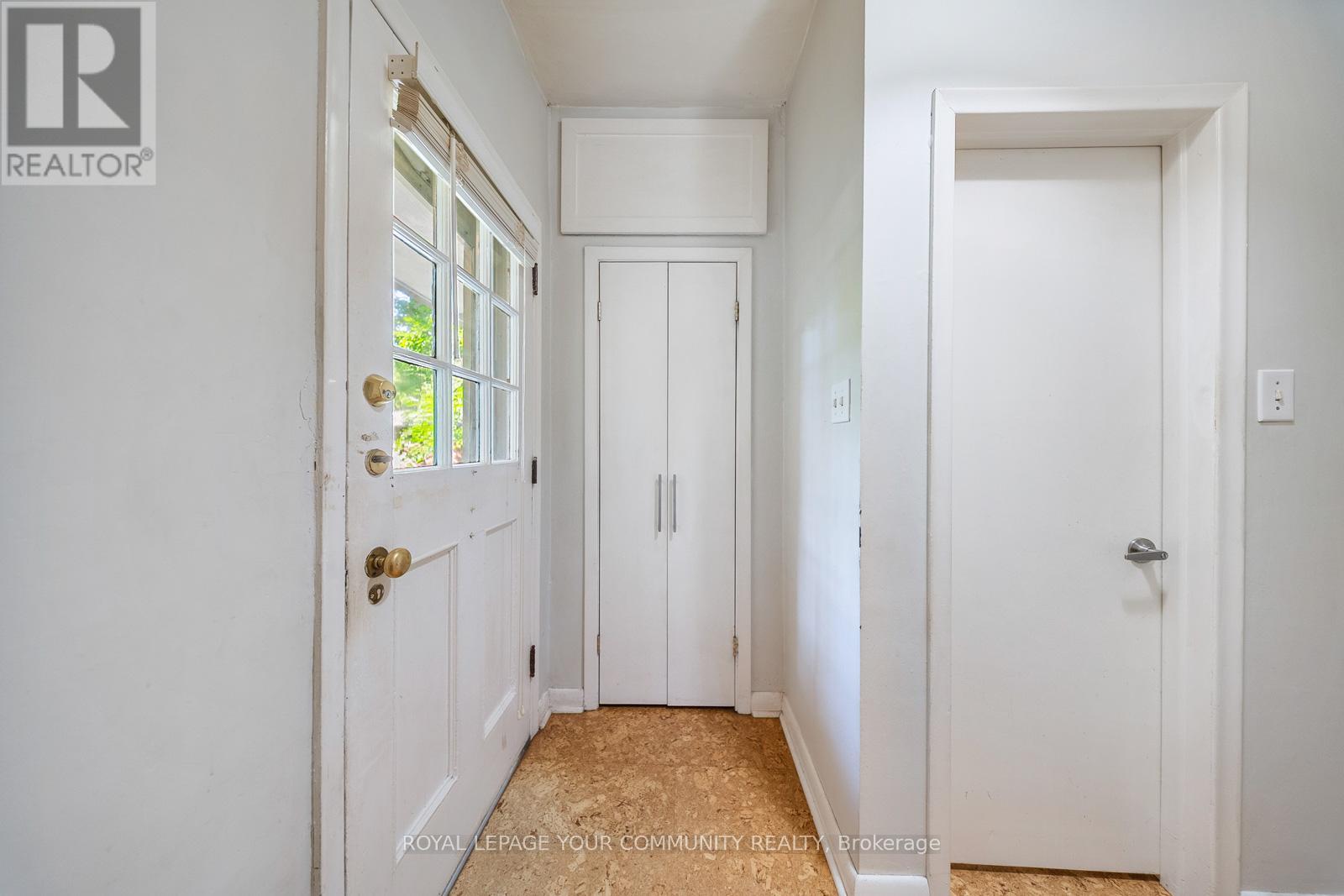 1173 Queen Victoria Avenue, Mississauga, Ontario  L5H 3H2 - Photo 31 - W12668654