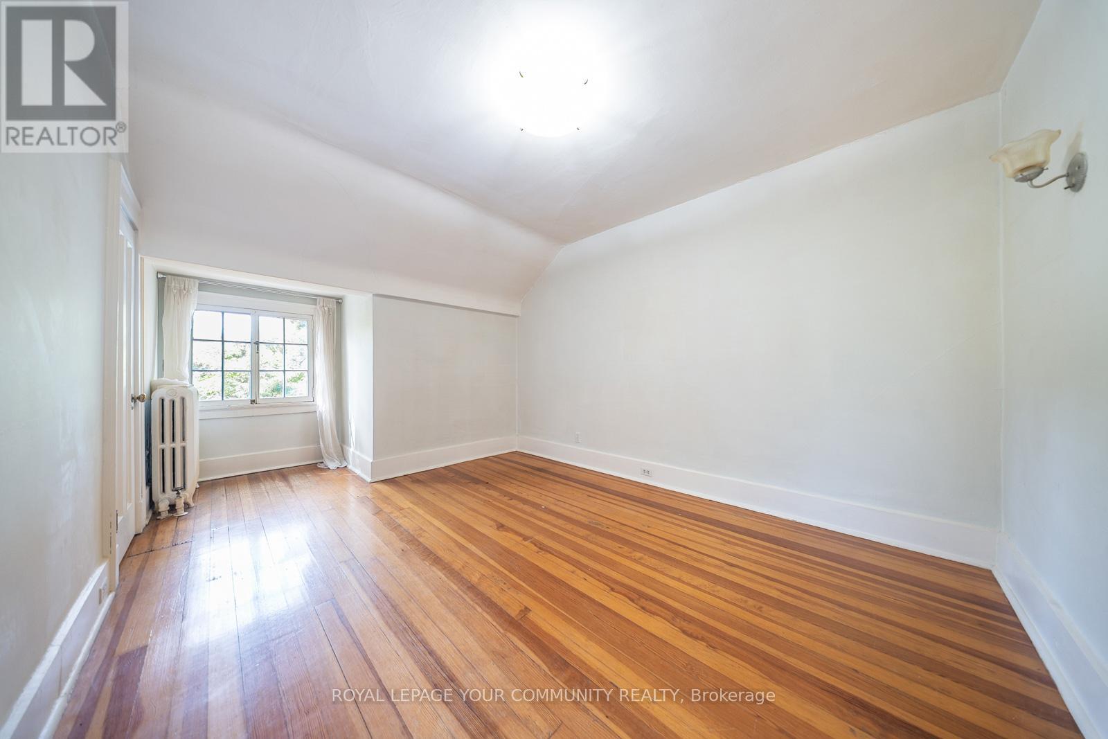 1173 Queen Victoria Avenue, Mississauga, Ontario  L5H 3H2 - Photo 42 - W12668654