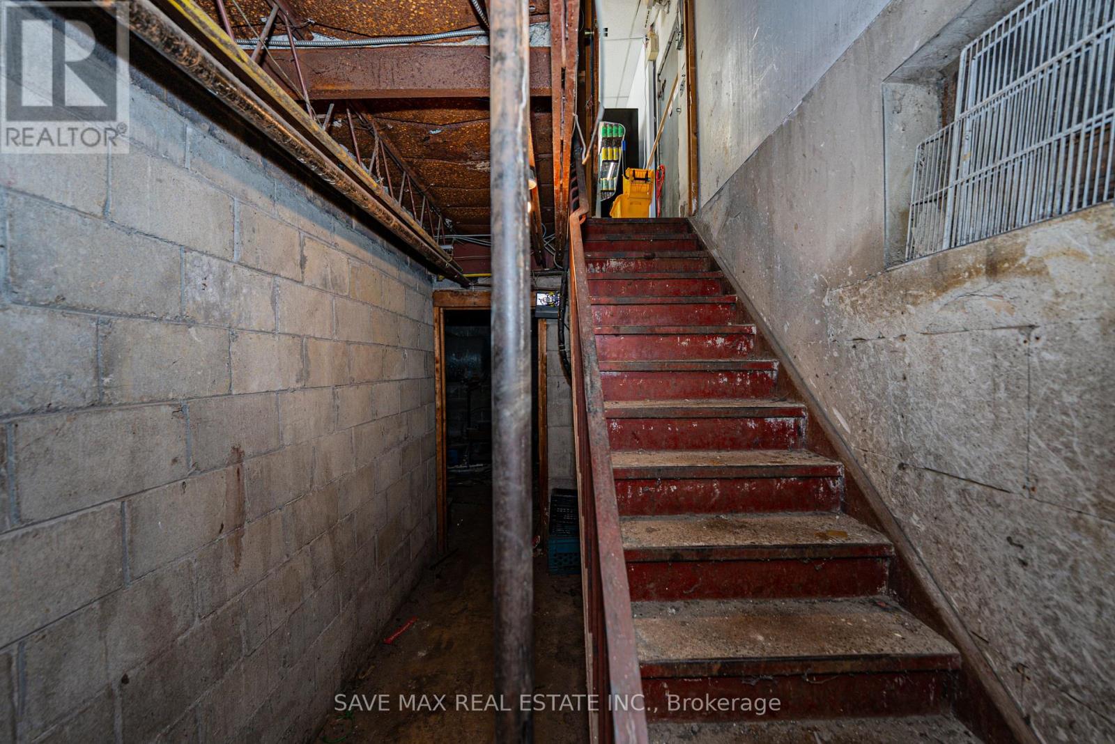 01 - 1125 Dundas Street E, Mississauga, Ontario  L4Y 2C4 - Photo 17 - W12668668