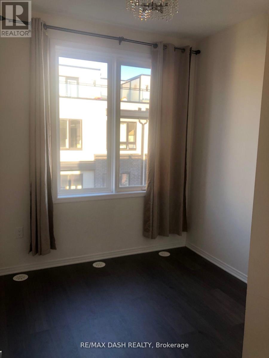 306 - 1130 Briar Hill Avenue, Toronto, Ontario  M6B 0A9 - Photo 9 - W12668706