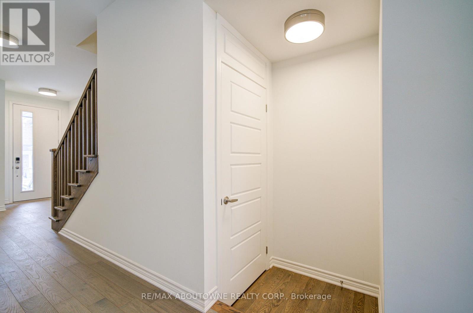 3028 Langdon Road, Oakville, Ontario  L6H 7Y5 - Photo 11 - W12665936