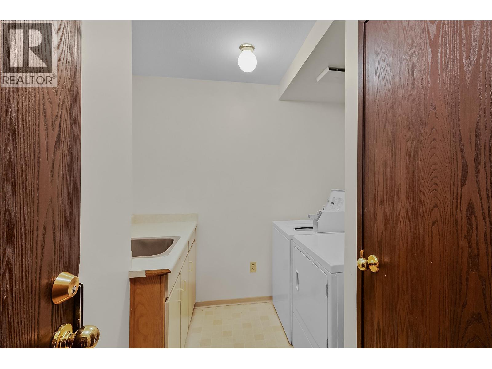 303 458 E 44th Avenue, Vancouver, British Columbia  V5W 1W3 - Photo 25 - R3076258