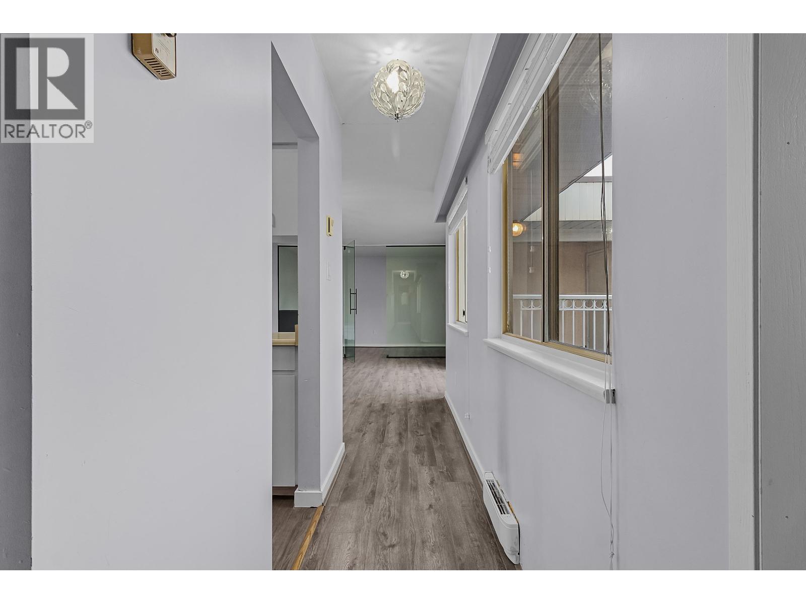 303 458 E 44th Avenue, Vancouver, British Columbia  V5W 1W3 - Photo 11 - R3076258