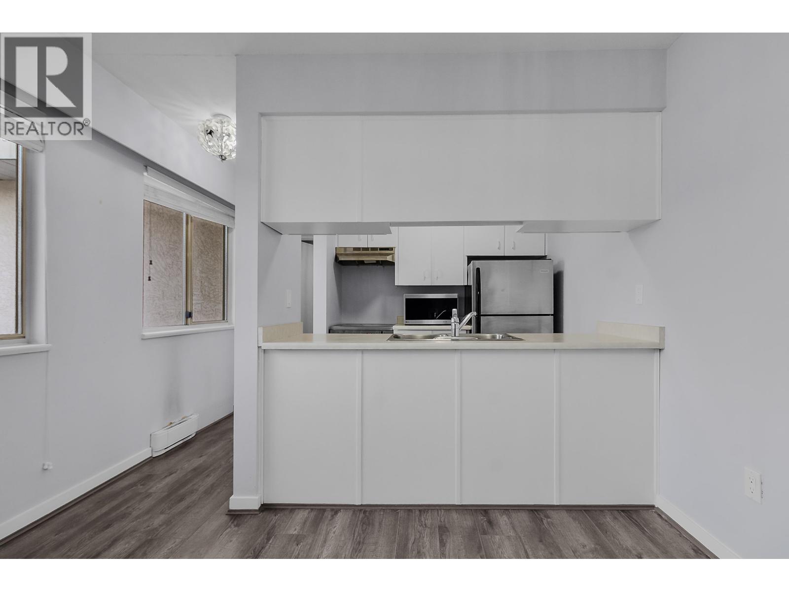 303 458 E 44th Avenue, Vancouver, British Columbia  V5W 1W3 - Photo 16 - R3076258