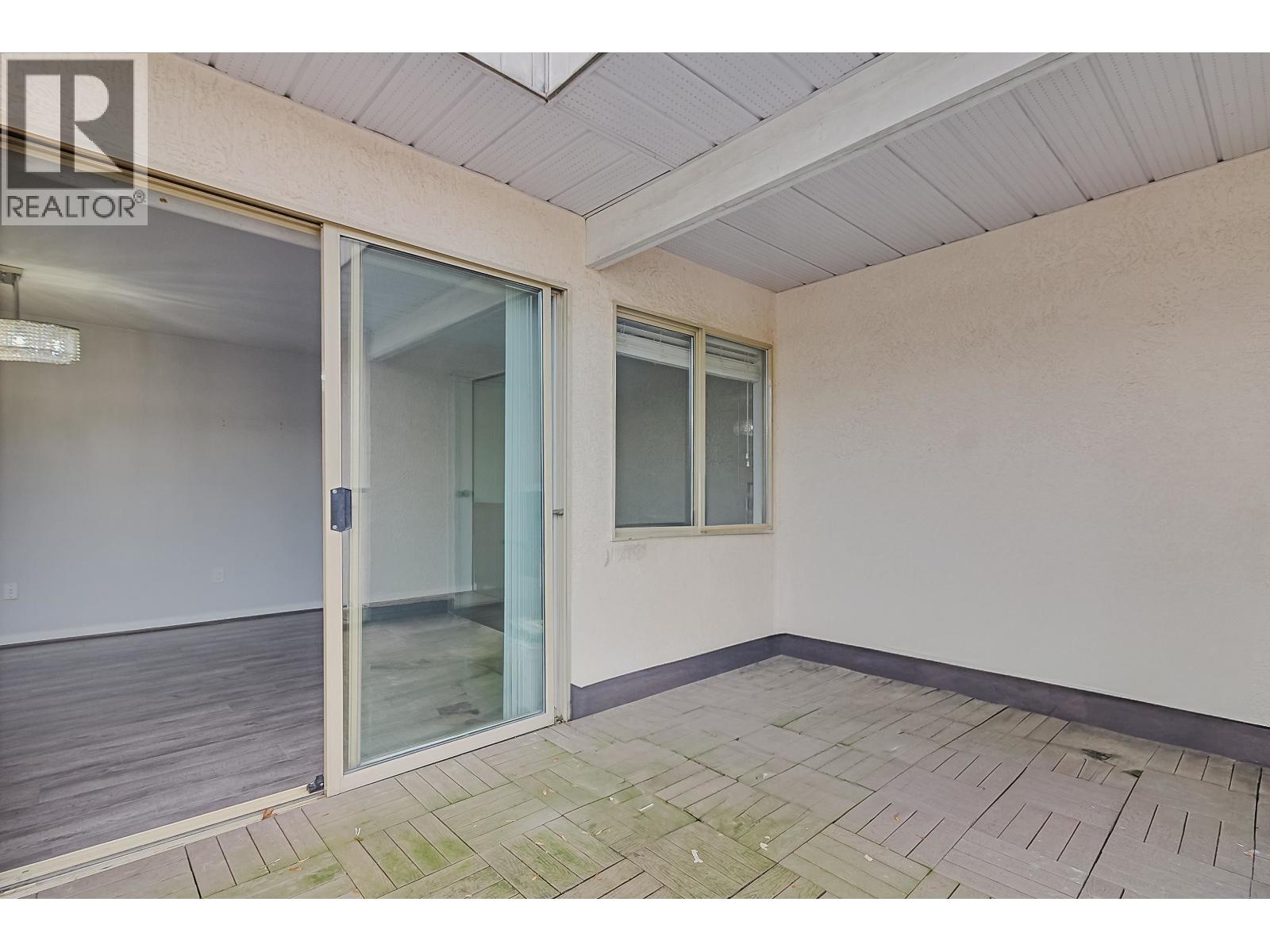 303 458 E 44th Avenue, Vancouver, British Columbia  V5W 1W3 - Photo 23 - R3076258