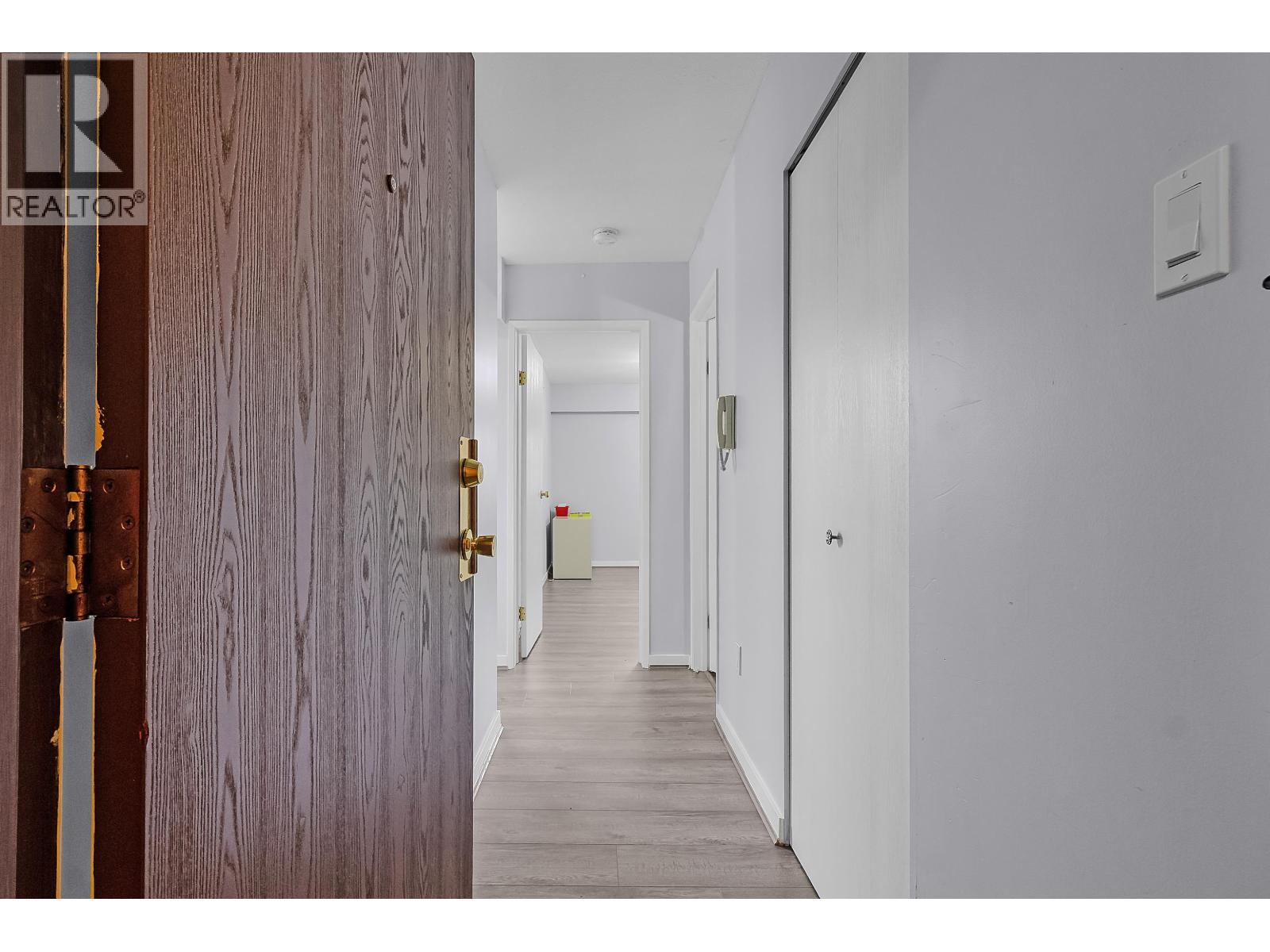 303 458 E 44th Avenue, Vancouver, British Columbia  V5W 1W3 - Photo 6 - R3076258