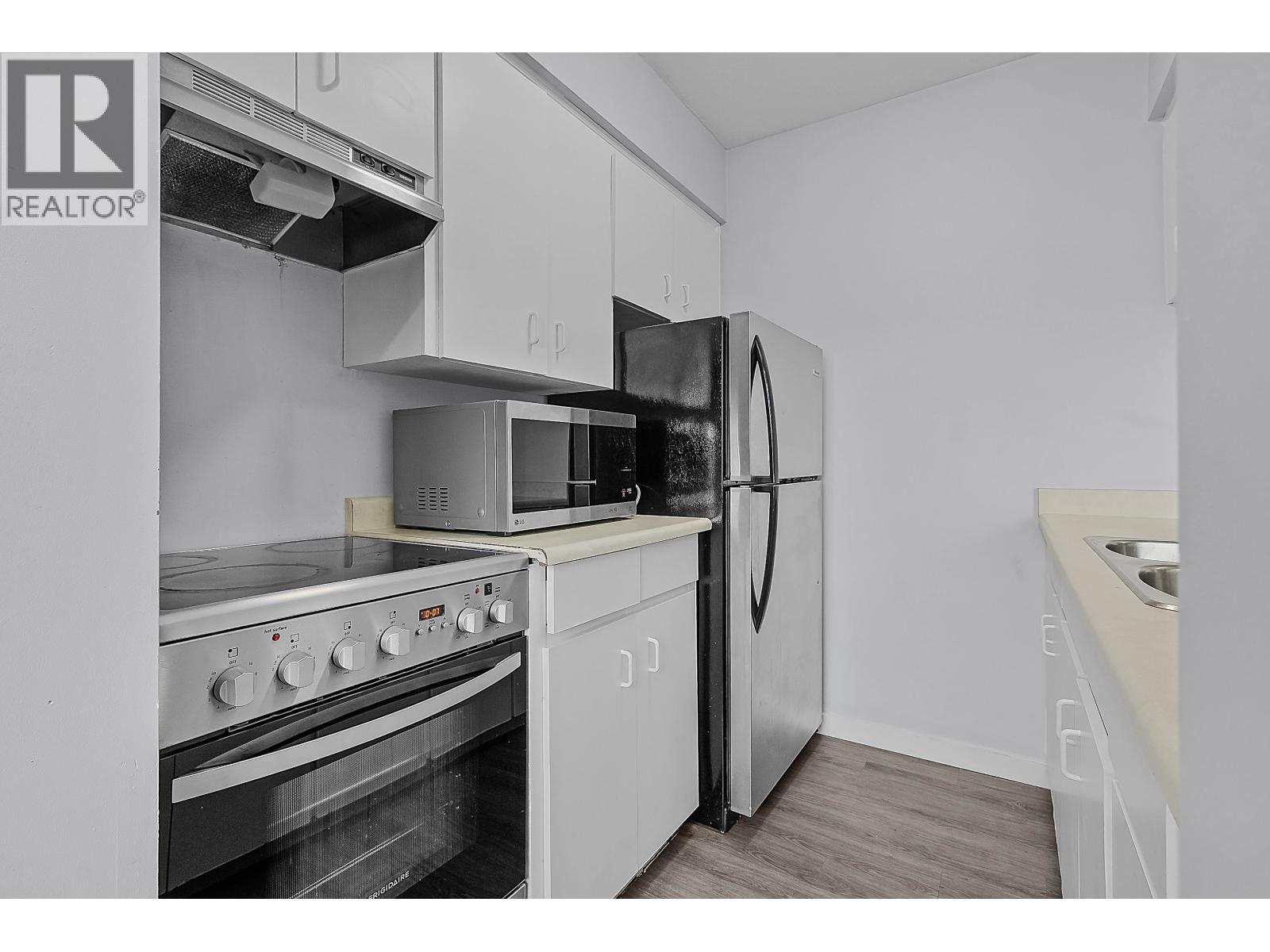 303 458 E 44th Avenue, Vancouver, British Columbia  V5W 1W3 - Photo 13 - R3076258